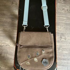 Haiku Pebble Brown Bag with Sky Blue Strap